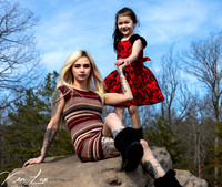 Family-Photography-Mother-Daughter-Sitting-Rock