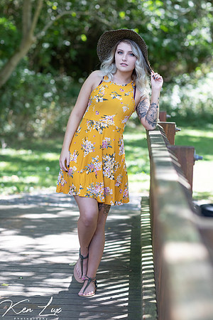 Portrait-Photography-Female-Dress-Hat